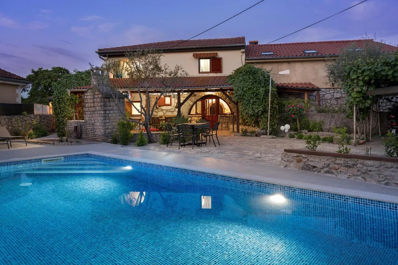 Stone Lady Holiday Home With Pool&Hot Tub,Sauna,Bbq,Garden Rasopasno