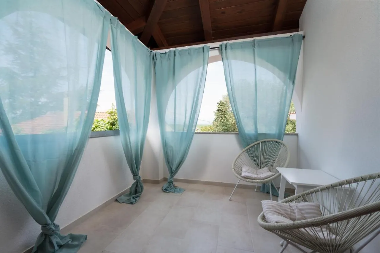 Stone Lady Holiday Home With Pool&Hot Tub,Sauna,Bbq,Garden Rasopasno