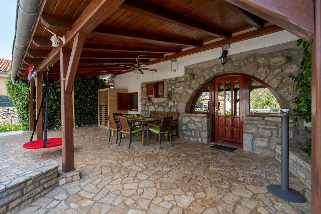 Stone Lady Holiday Home With Pool&Hot Tub,Sauna,Bbq,Garden Rasopasno