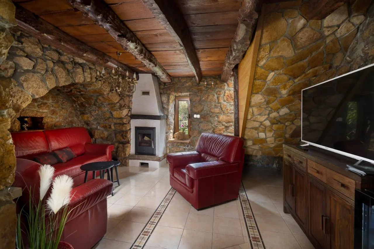 Rasopasno Stone Lady Holiday Home With Pool&Hot Tub,Sauna,Bbq,Garden קרואטיה