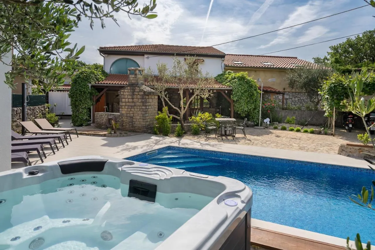 Rasopasno Stone Lady Holiday Home With Pool&Hot Tub,Sauna,Bbq,Garden