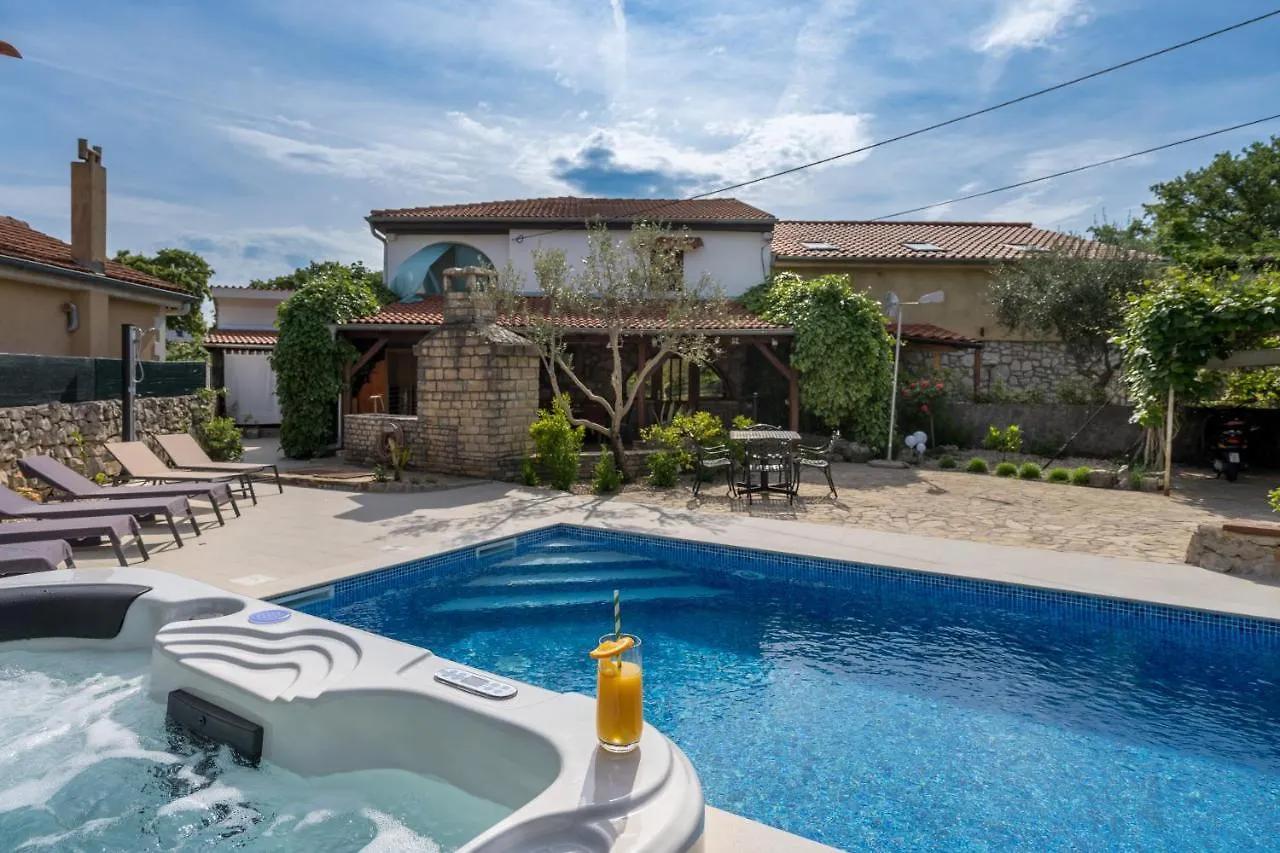 Rasopasno Stone Lady Holiday Home With Pool&Hot Tub,Sauna,Bbq,Garden 0*,  קרואטיה